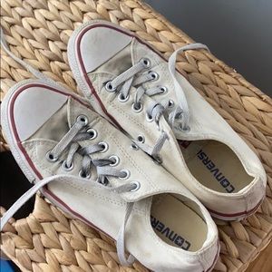 White low top converse